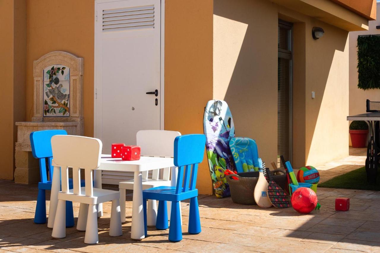 Serena Villa Sant Francesc de s'Estany Luaran gambar