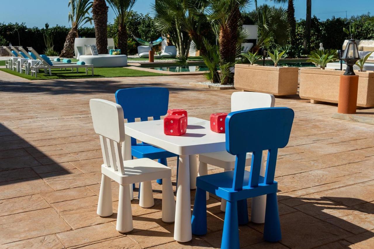 Serena Villa Sant Francesc de s'Estany Luaran gambar